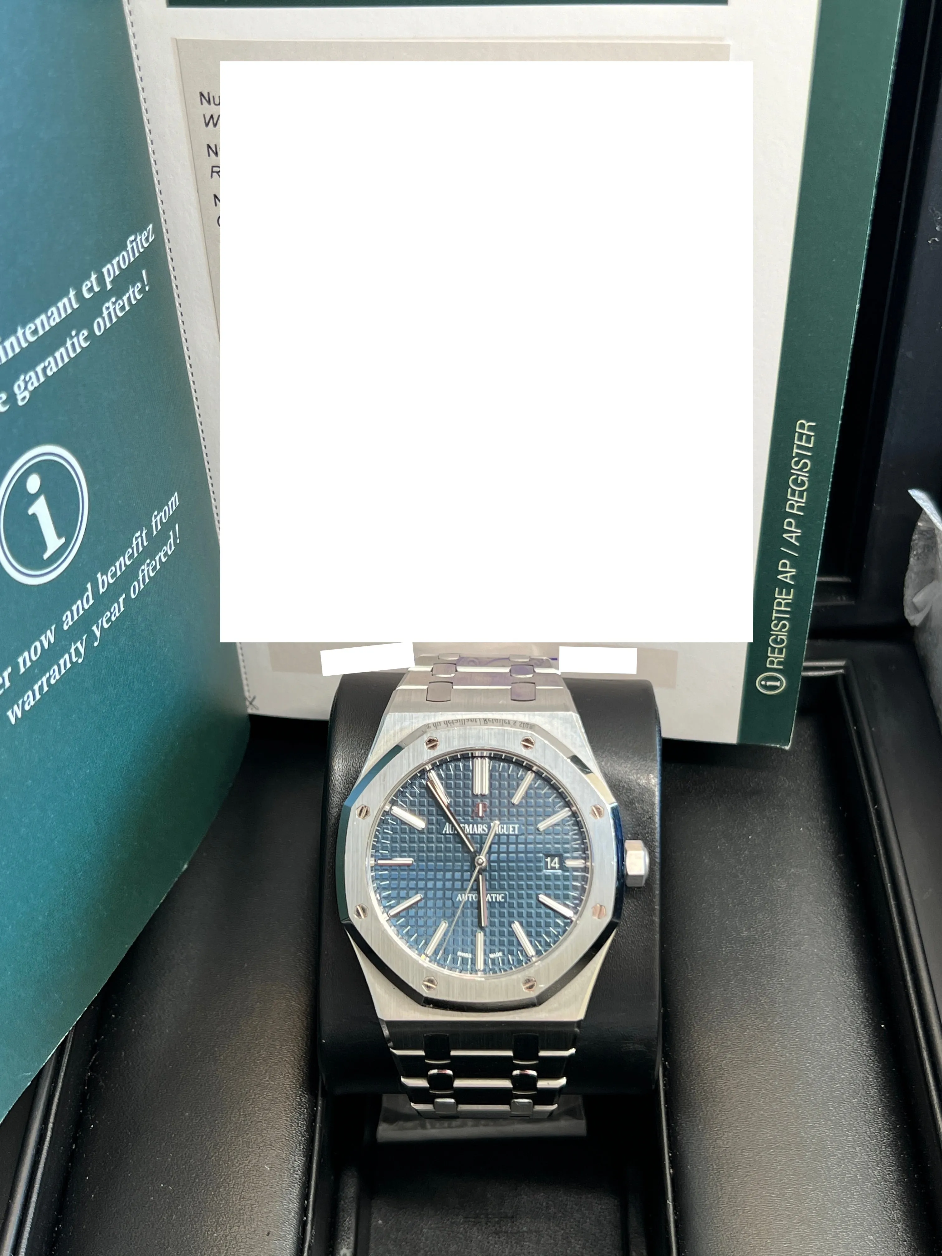 Audemars Piguet - Pre-owned Royal Oak Blue Dial 15400ST