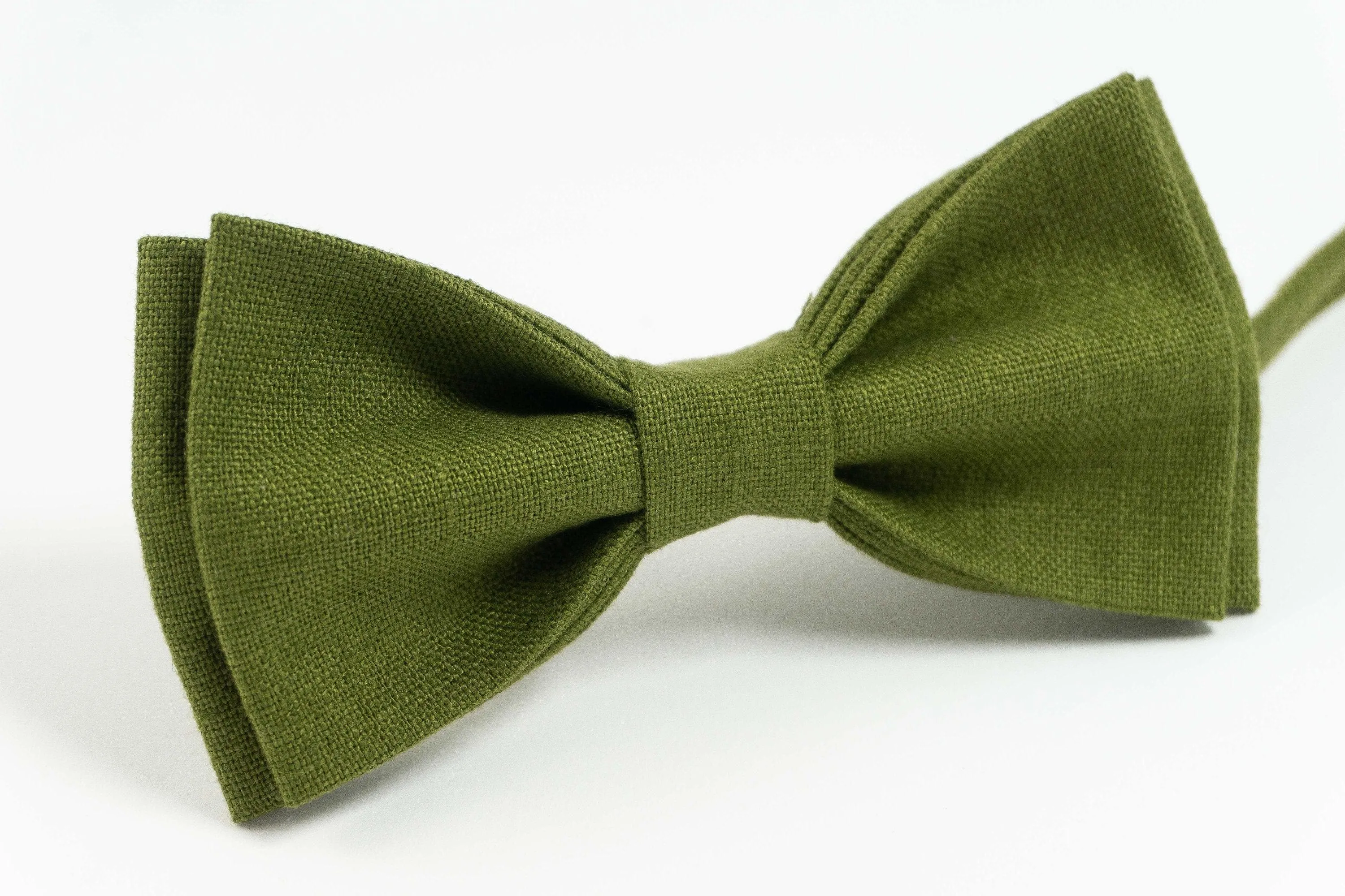 Moss green bow tie | Moss bow tie made from eco friendly linen perfect for boys or men can be ordered with moss pocket square