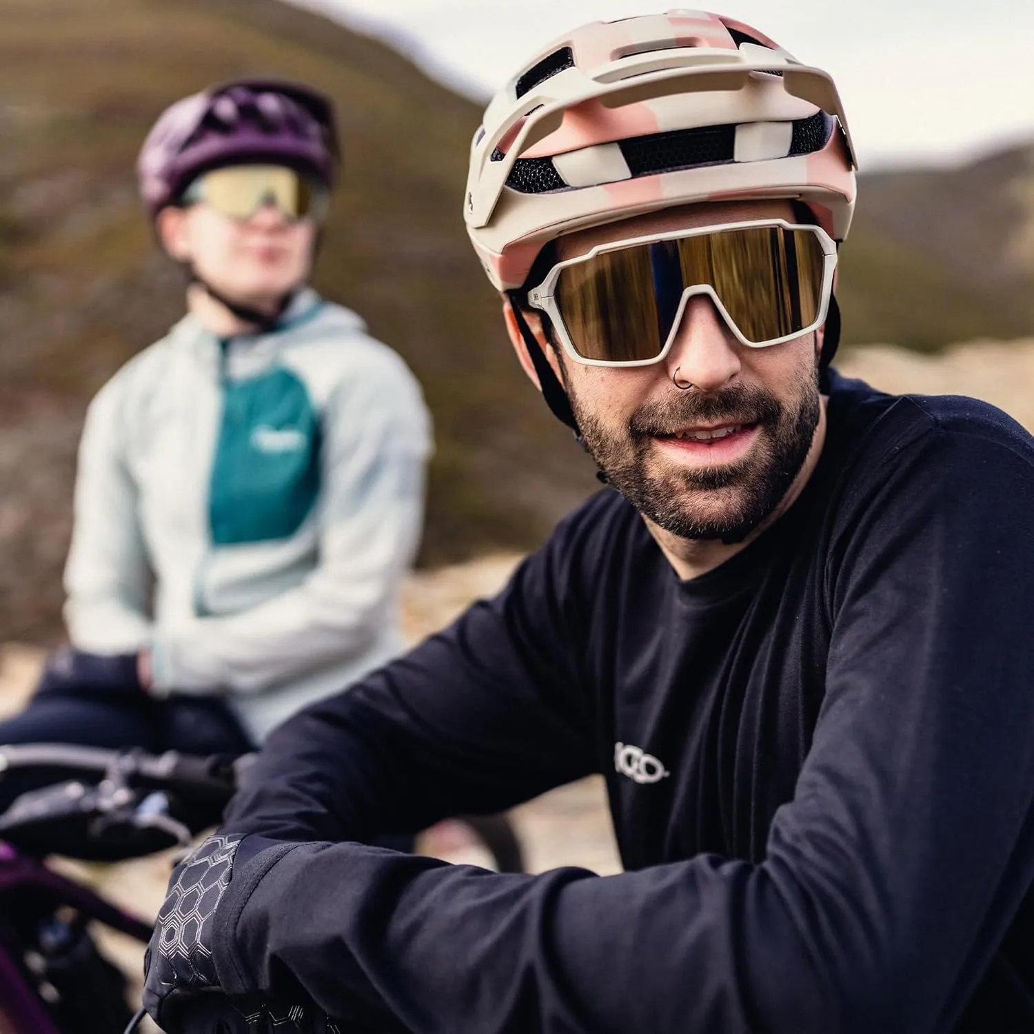 SMITH Forefront 2 MTB Cycle Helmet  Adult Mountain Bike Helmet with MIPS Technology  Lightweight Impact Protection for Men & Women  Adjustable Visor