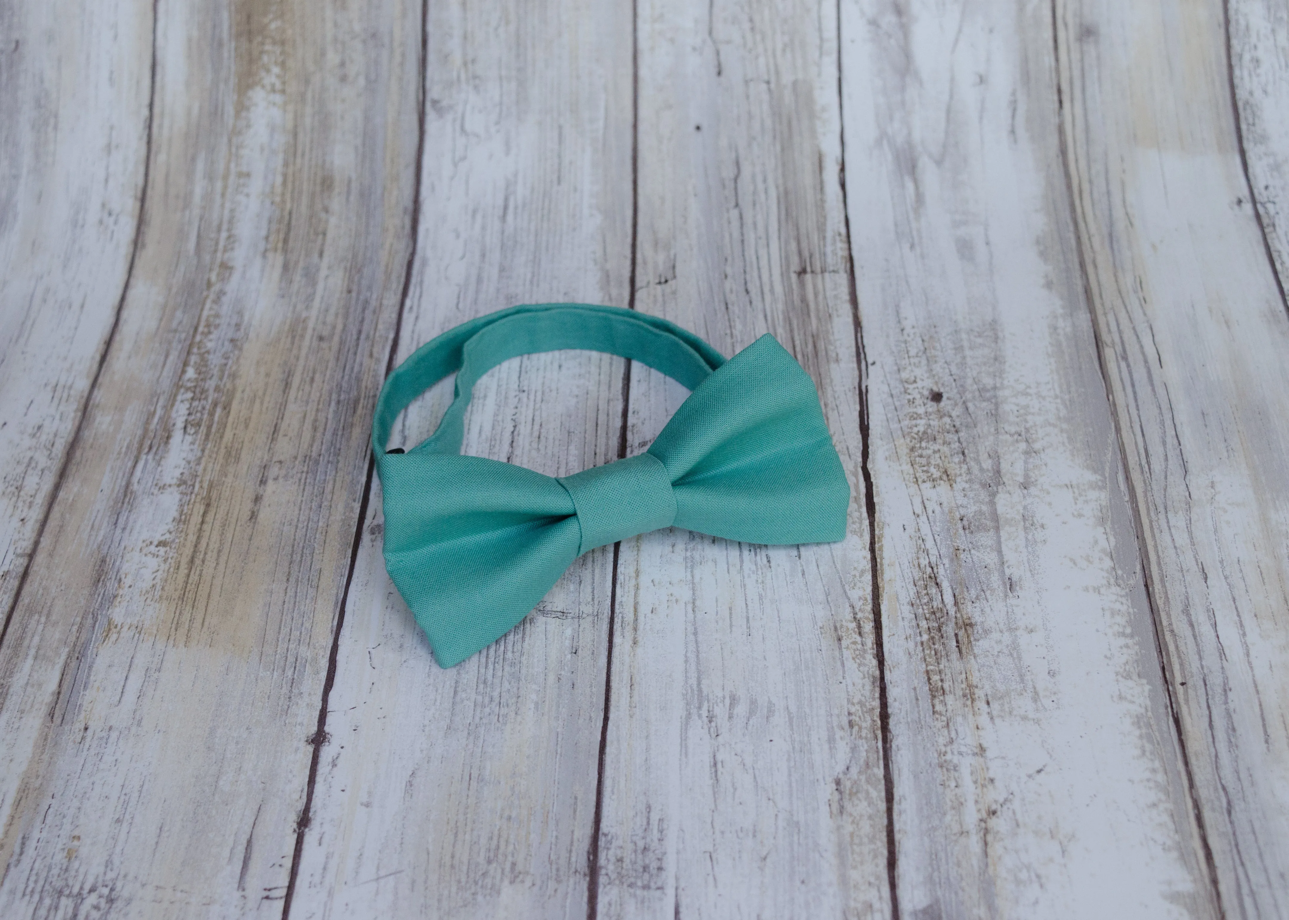 Teal Bow Tie (126)